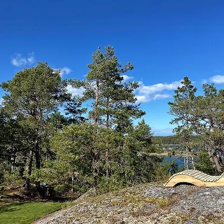 Modern House At Rossesund *